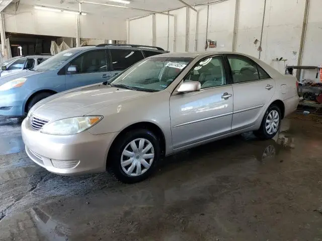 4T1BE32K75U409764