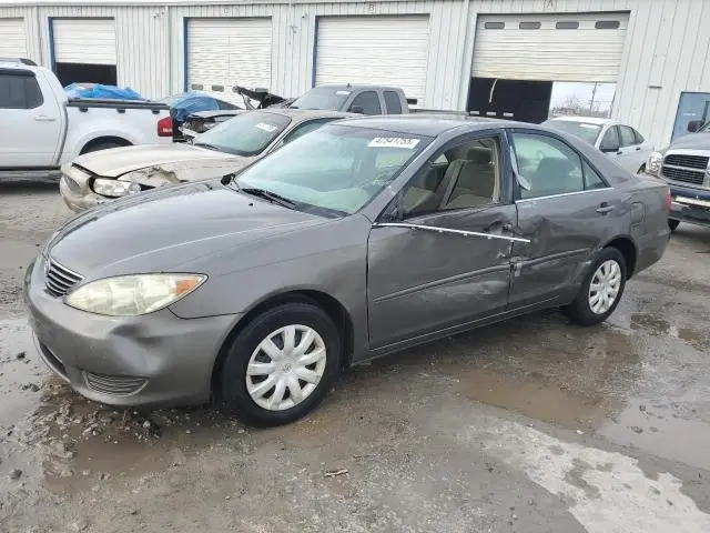 4T1BE32K75U992434