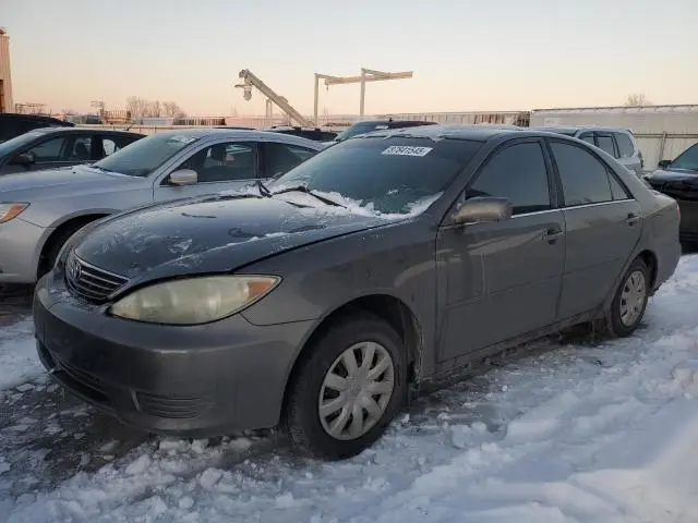 4T1BE32K85U508772