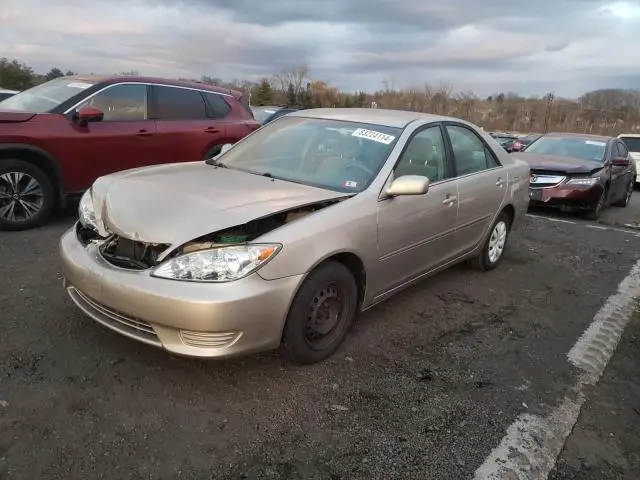 4T1BE32K85U619564