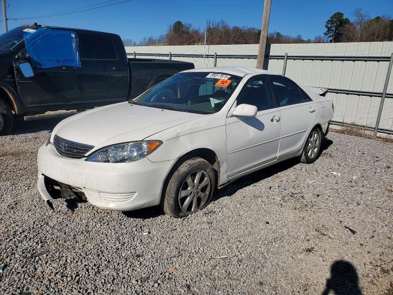 4T1BE32K95U411287