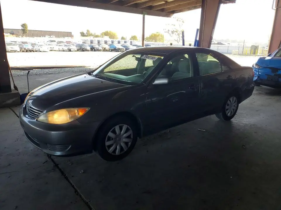 4T1BE32K95U548147