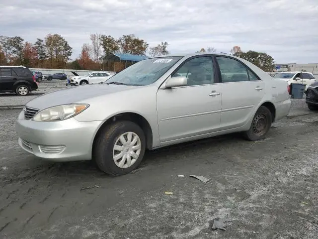 4T1BE32K95U555910
