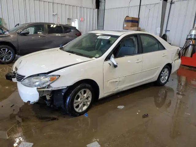 4T1BE32K95U565370