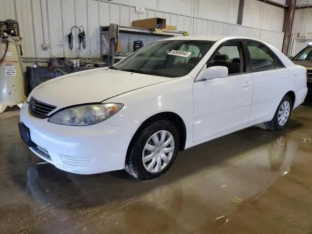 4T1BE32K95U623932