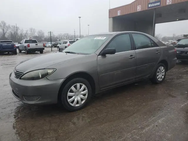 4T1BE32K95U940965