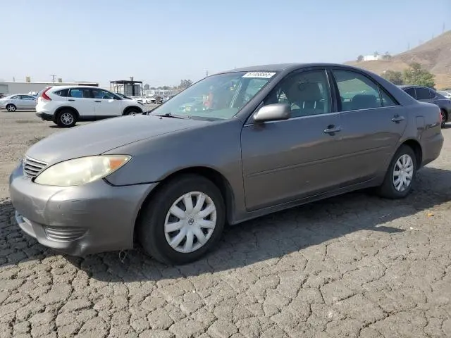 4T1BE32K95U975084