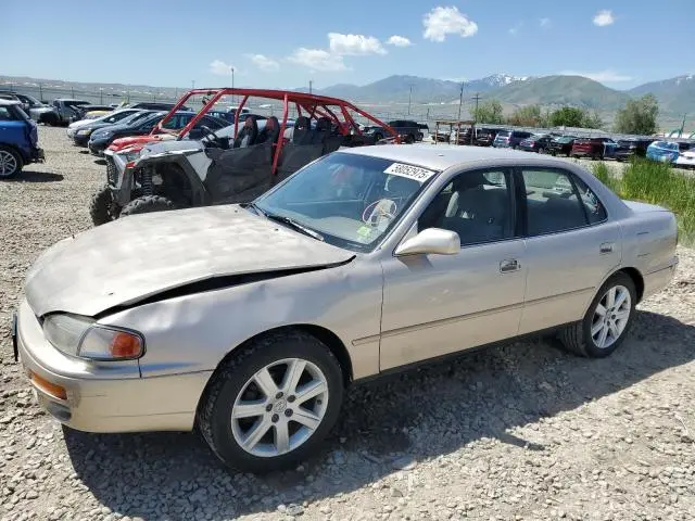 4T1BF12K3TU132870