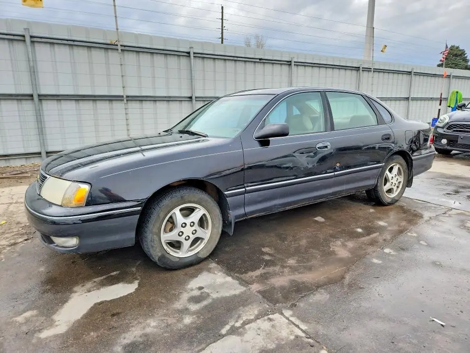 4T1BF18B3XU351387