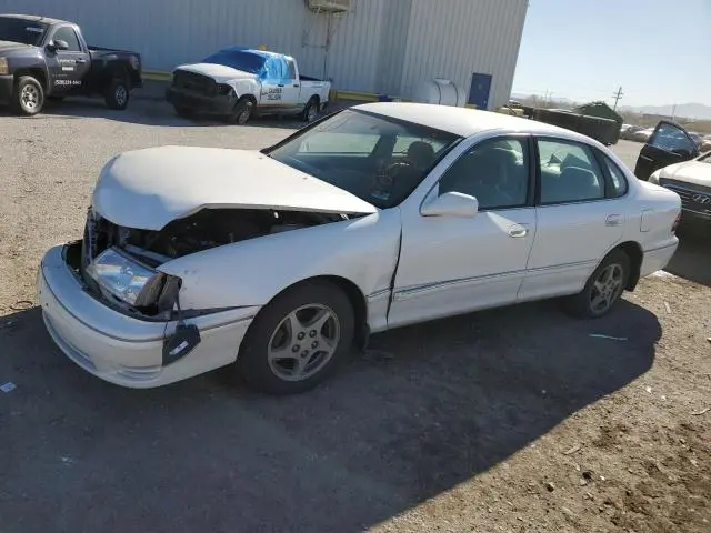 4T1BF18B9XU336408