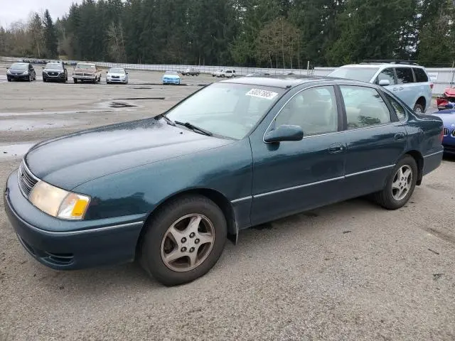 4T1BF18B9XU351927