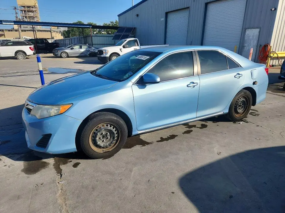 4T1BF1FK5CU557811