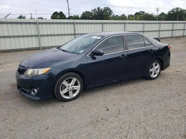 4T1BF1FK8CU111572