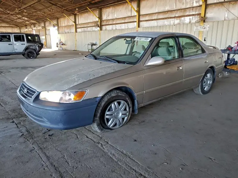 4T1BF22K11U958300