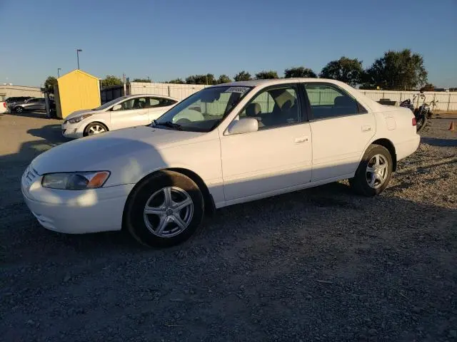 4T1BF22K4VU009099