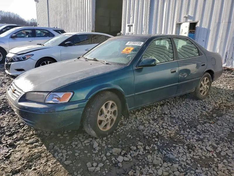 4T1BF22K8VU024107
