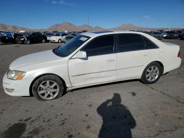 4T1BF28B0YU057310
