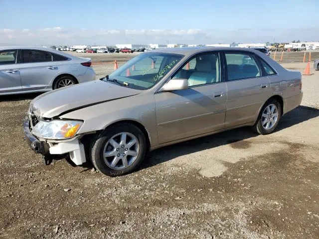 4T1BF28B2YU043862