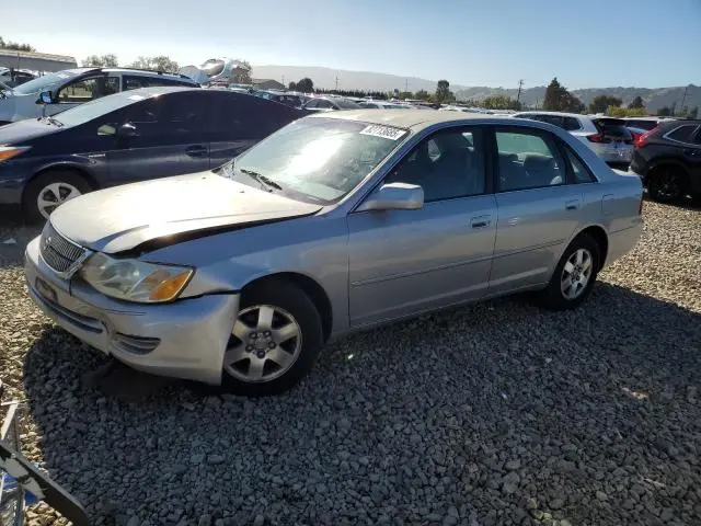 4T1BF28B32U200578
