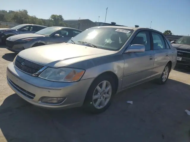 4T1BF28B5YU064236