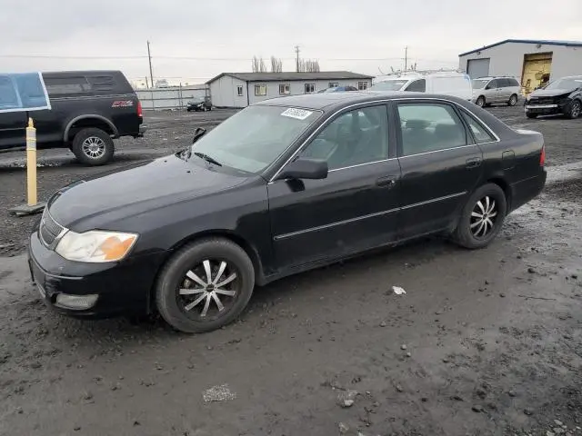 4T1BF28B8YU037032