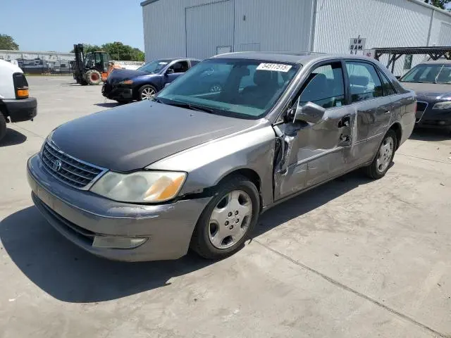 4T1BF28B93U300217