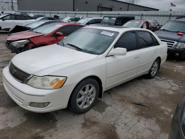 4T1BF28BX2U238213