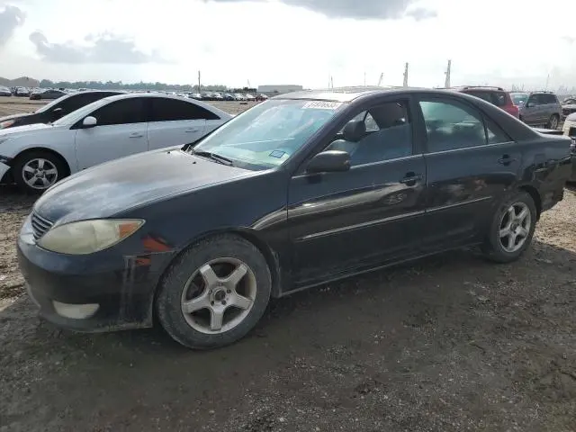 4T1BF32K55U101795