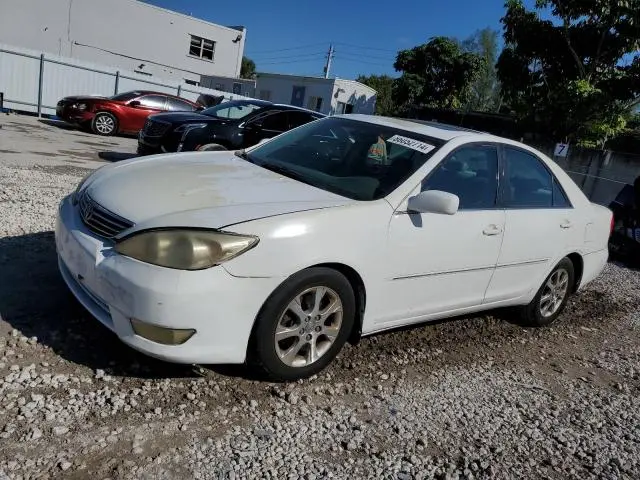 4T1BF32K95U605976