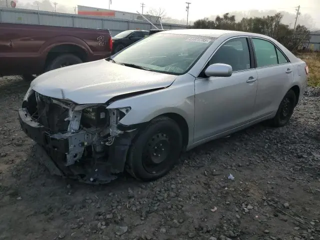 4T1BF3EK1BU772792