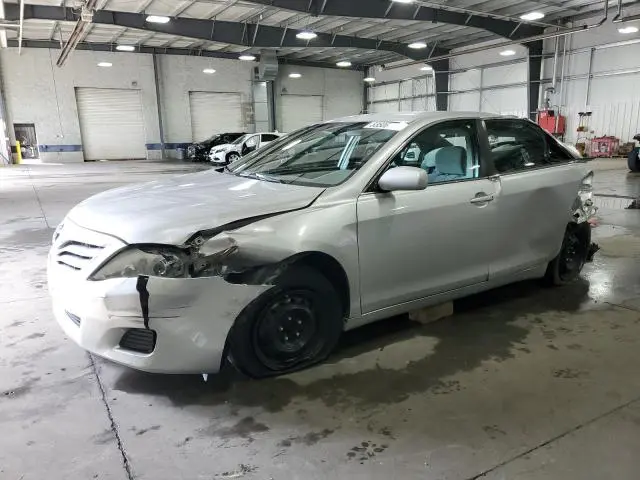4T1BF3EK2AU095072