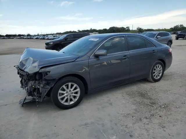 4T1BF3EK4BU159985
