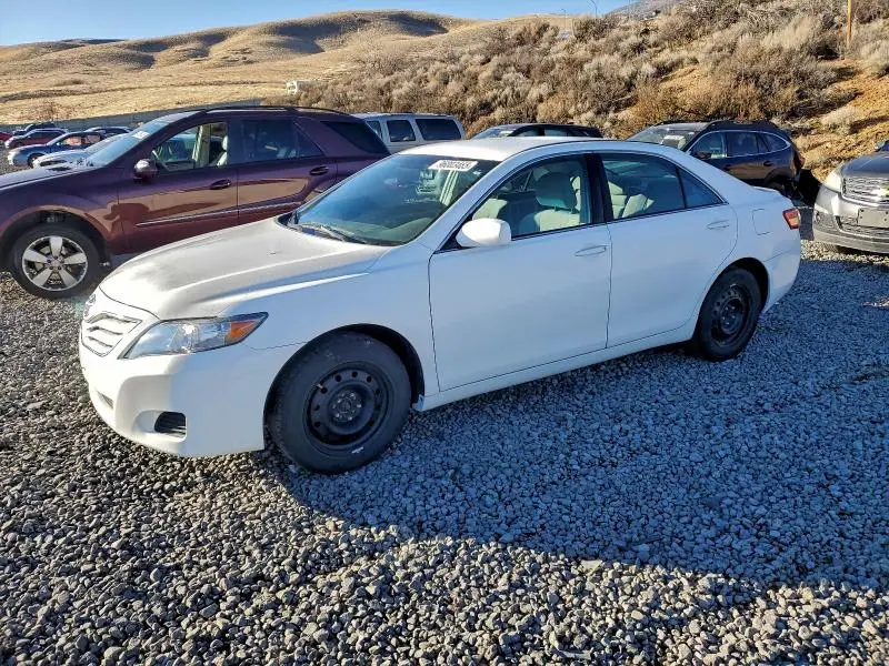 4T1BF3EK6AU522012
