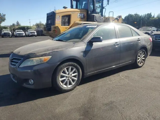 4T1BF3EK6BU228692