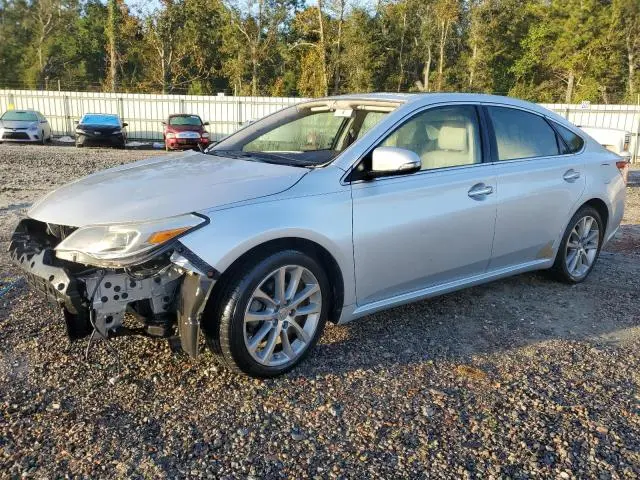 4T1BK1EB1EU126205