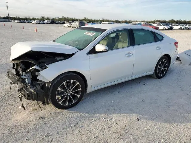 4T1BK1EB1GU229935