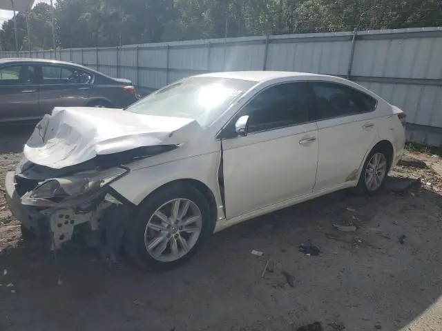4T1BK1EB2EU097877