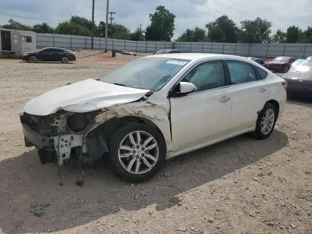 4T1BK1EB2EU099578