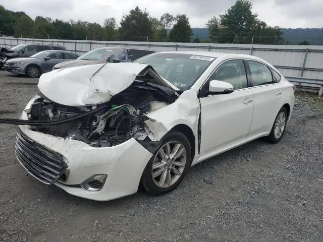 4T1BK1EB5EU122318