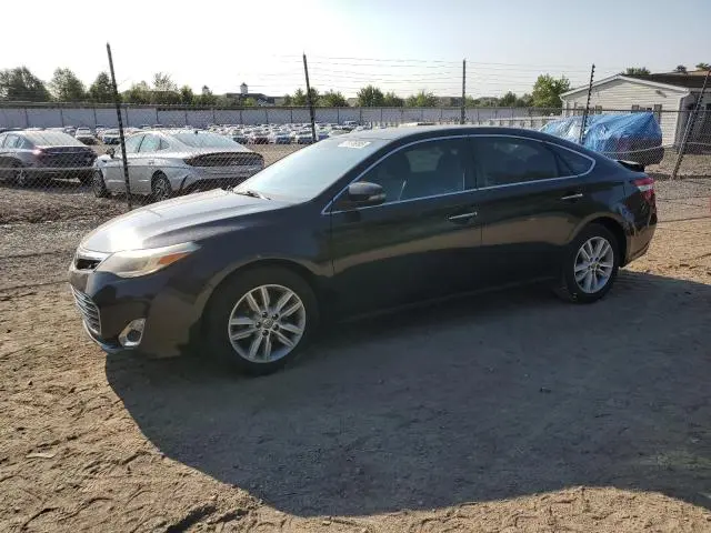 4T1BK1EB8DU042977