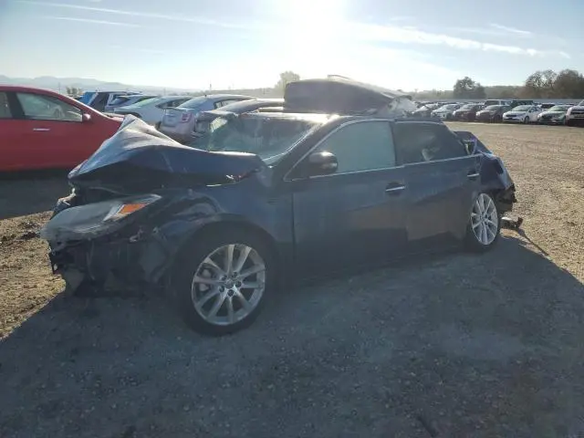 4T1BK1EB9DU072196