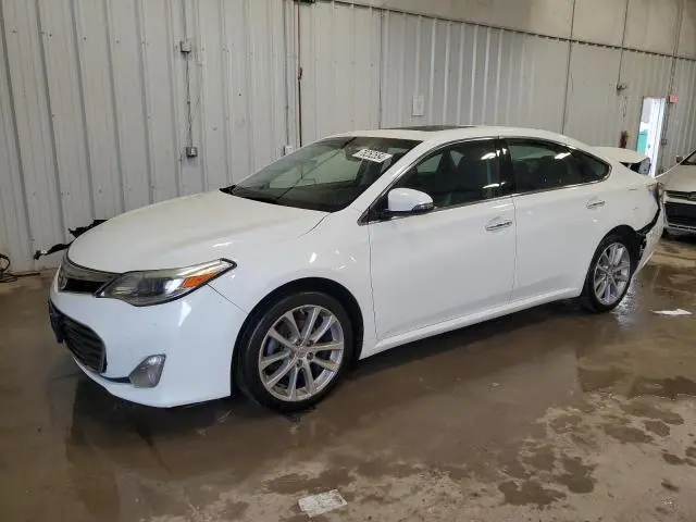 4T1BK1EB9EU135556