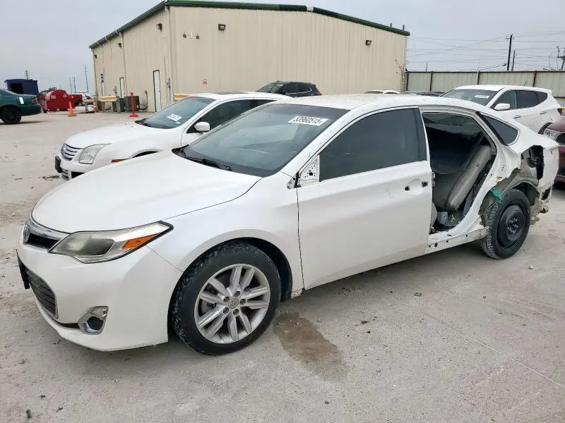 4T1BK1EBXEU132956