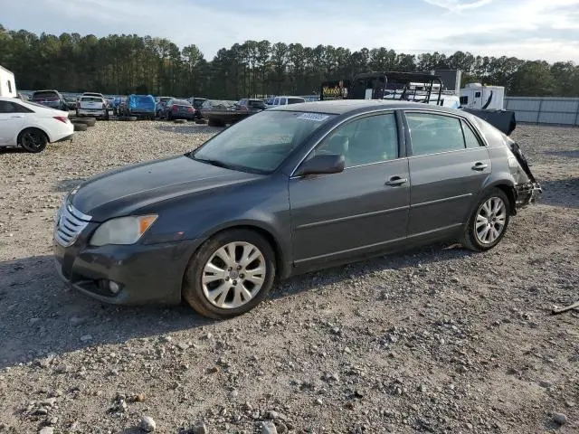 4T1BK36B28U301284