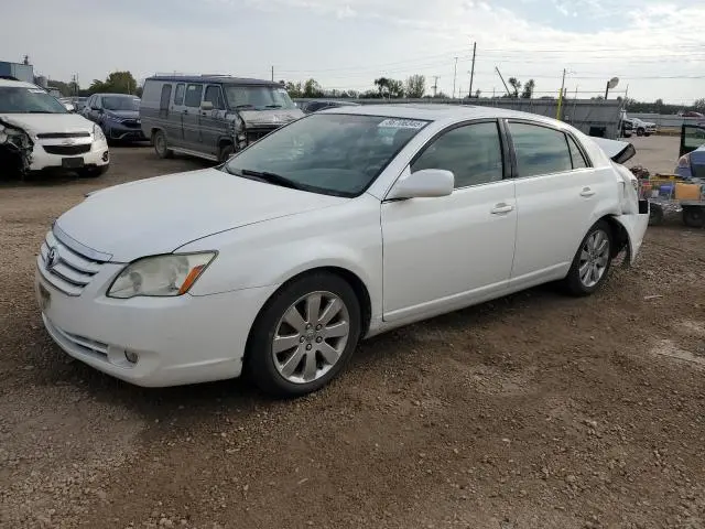 4T1BK36B35U061318
