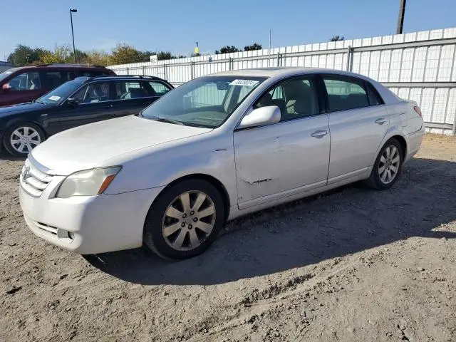 4T1BK36B37U201015