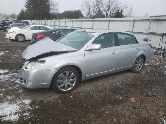 4T1BK36B55U035285