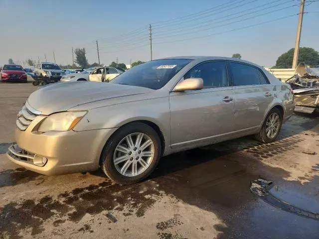 4T1BK36B57U220021