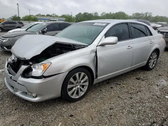 4T1BK36B58U260682