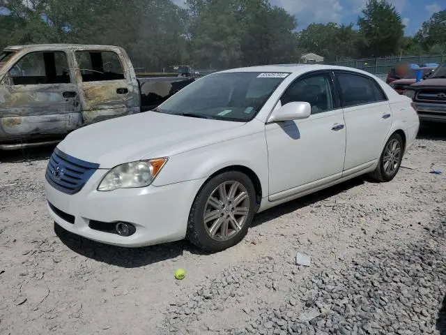 4T1BK36B58U301764